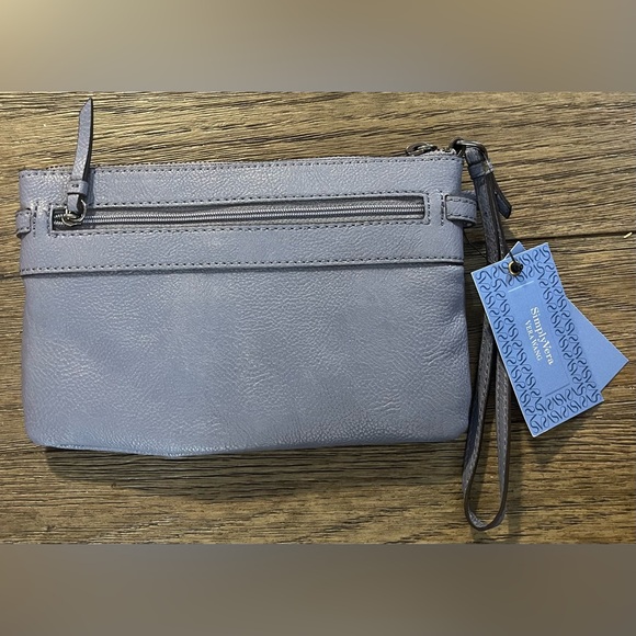 Simply Vera Vera Wang Small Wristlet New - Picture 2 of 3